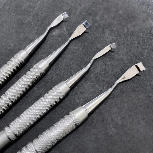 Bone harvesting and contouring scraper - EEDAS Dental